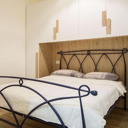 Stazione Treni - Wi-Fi & Netflix Cozy Space Apartment Salerno Exterior photo