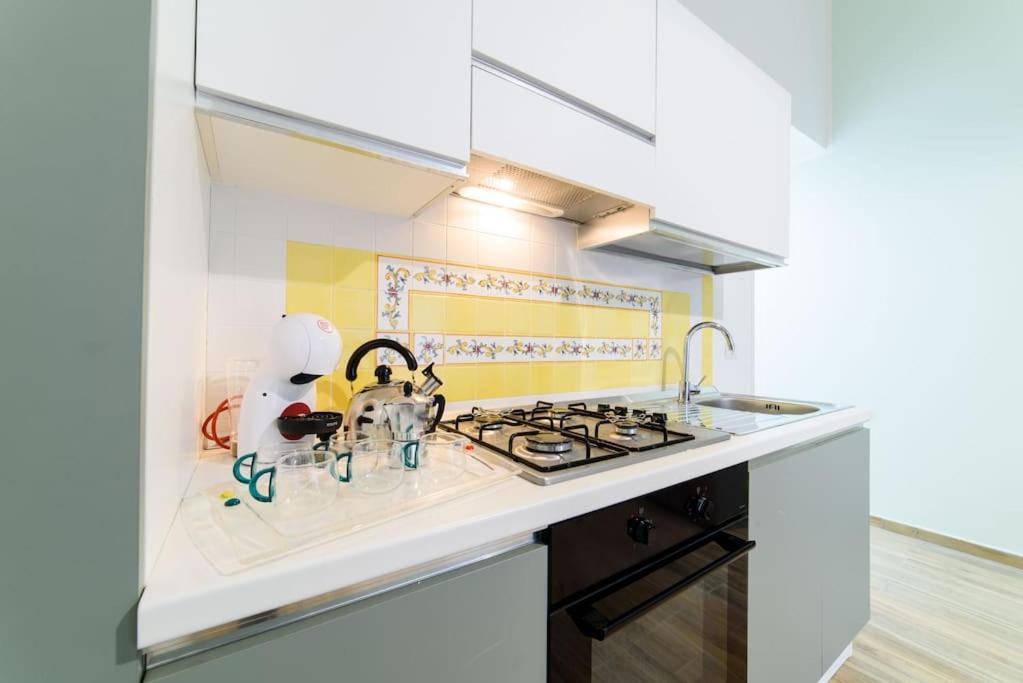 Stazione Treni - Wi-Fi & Netflix Cozy Space Apartment Salerno Exterior photo