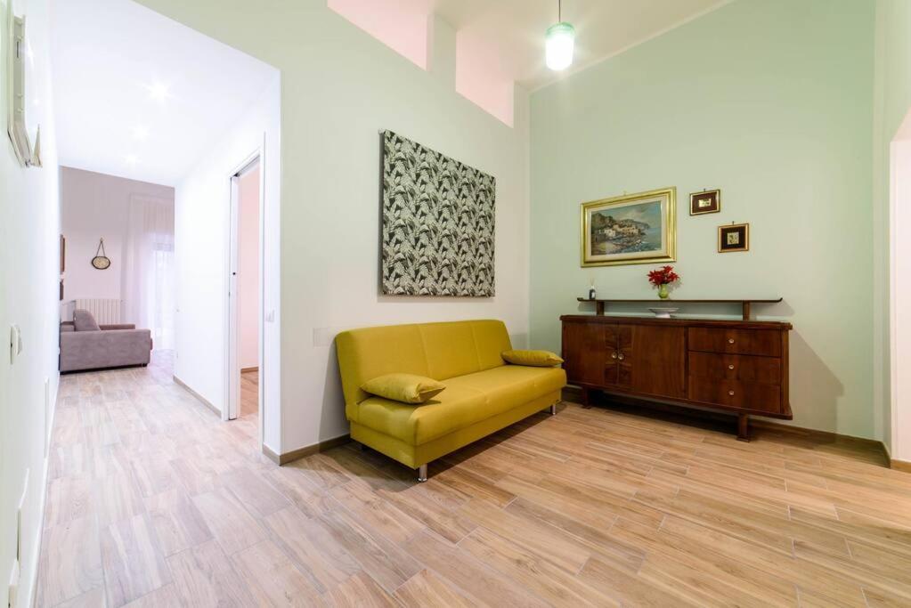 Stazione Treni - Wi-Fi & Netflix Cozy Space Apartment Salerno Exterior photo