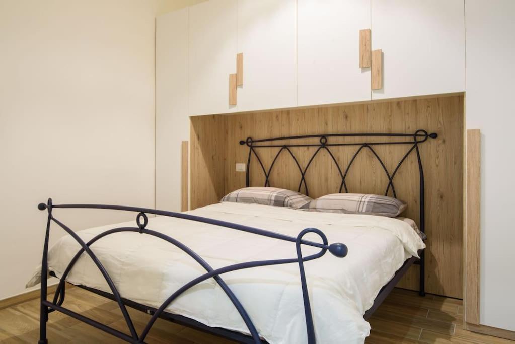 Stazione Treni - Wi-Fi & Netflix Cozy Space Apartment Salerno Exterior photo